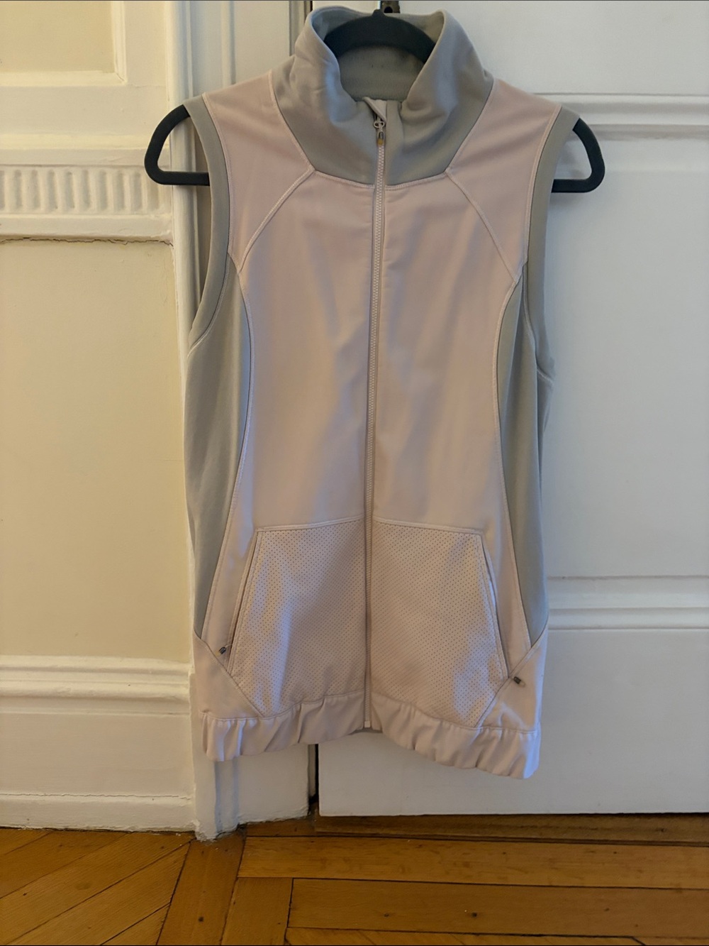 lululemon athletica Sleeveless Zip Vest in Light Pink and Light Gray